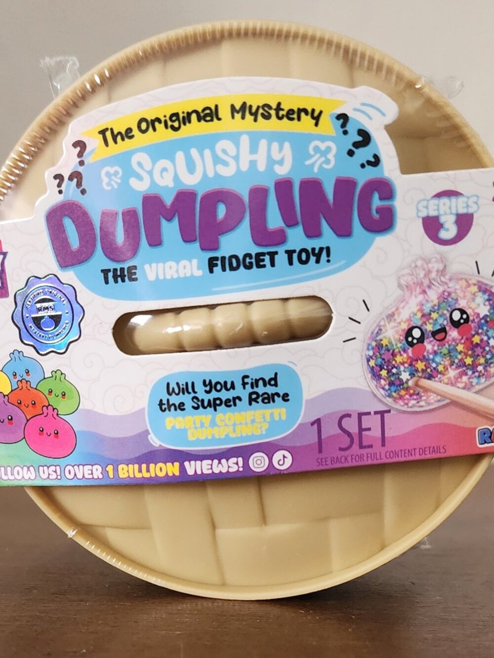Crazy Fun RMS Mystery Squishy Dumpling - Party Confetti
